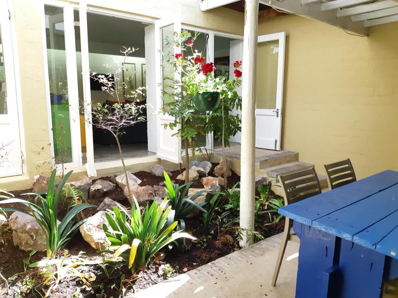 Hornbill House Self Catering Accommodation Hermanus Exterior foto